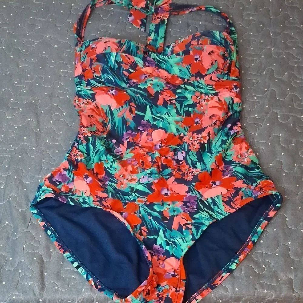 Catalina Multicolor Floral Swimsuit size small